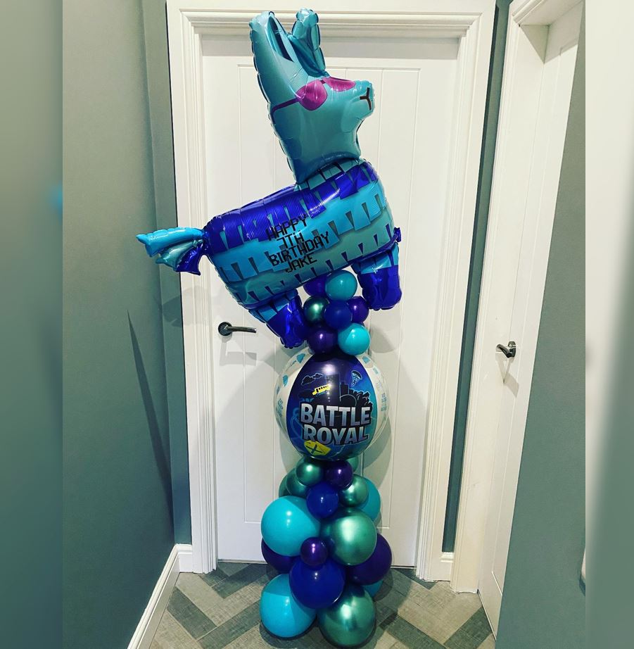 Battle Royal Llama Cluster Balloon Bouquet