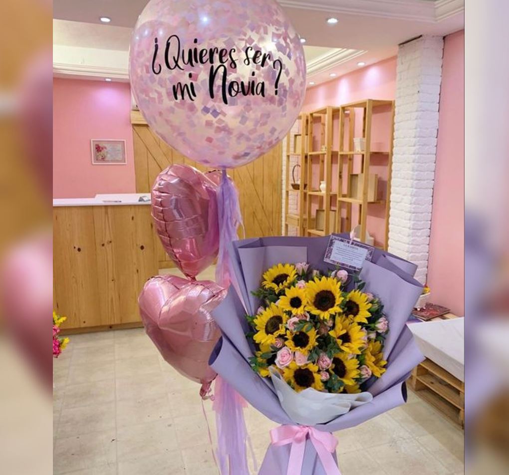 Heart And Bubble Flowers Balloon Bouquet