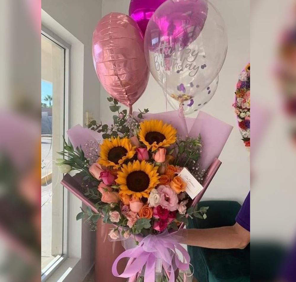 Heart And Confetti Balloon And Flowers Balloon Bouquet