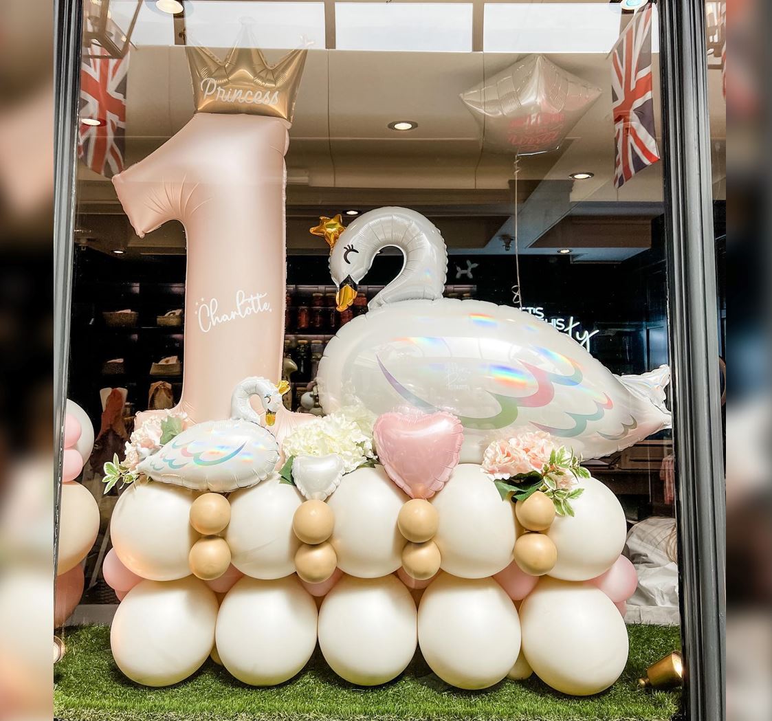 Iridescent Swan Theme 1st Birthday Princess Girl Balloon Bouquet