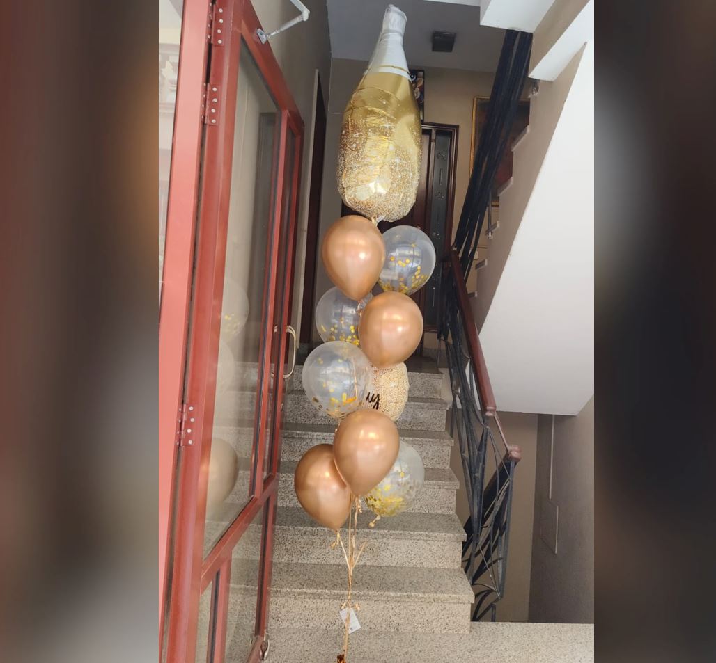 HBD Golden Champagne Bottle Balloon Bouquet
