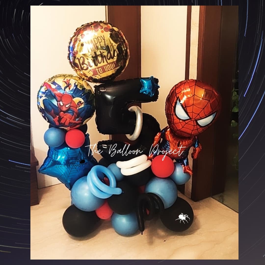 5th Birthday Balloon Cluster