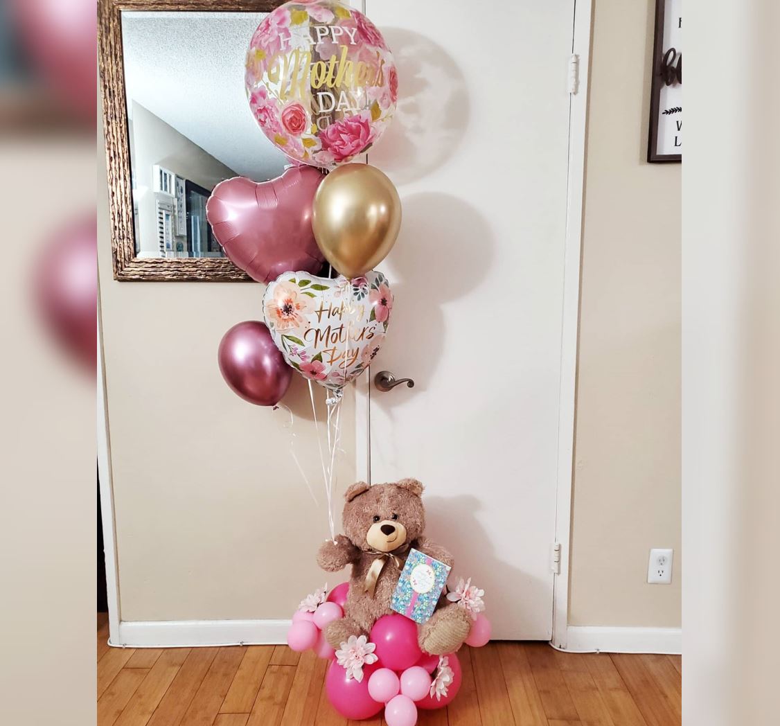 Mother's Day Rose And Teddy Bear Balloon Bouquet
