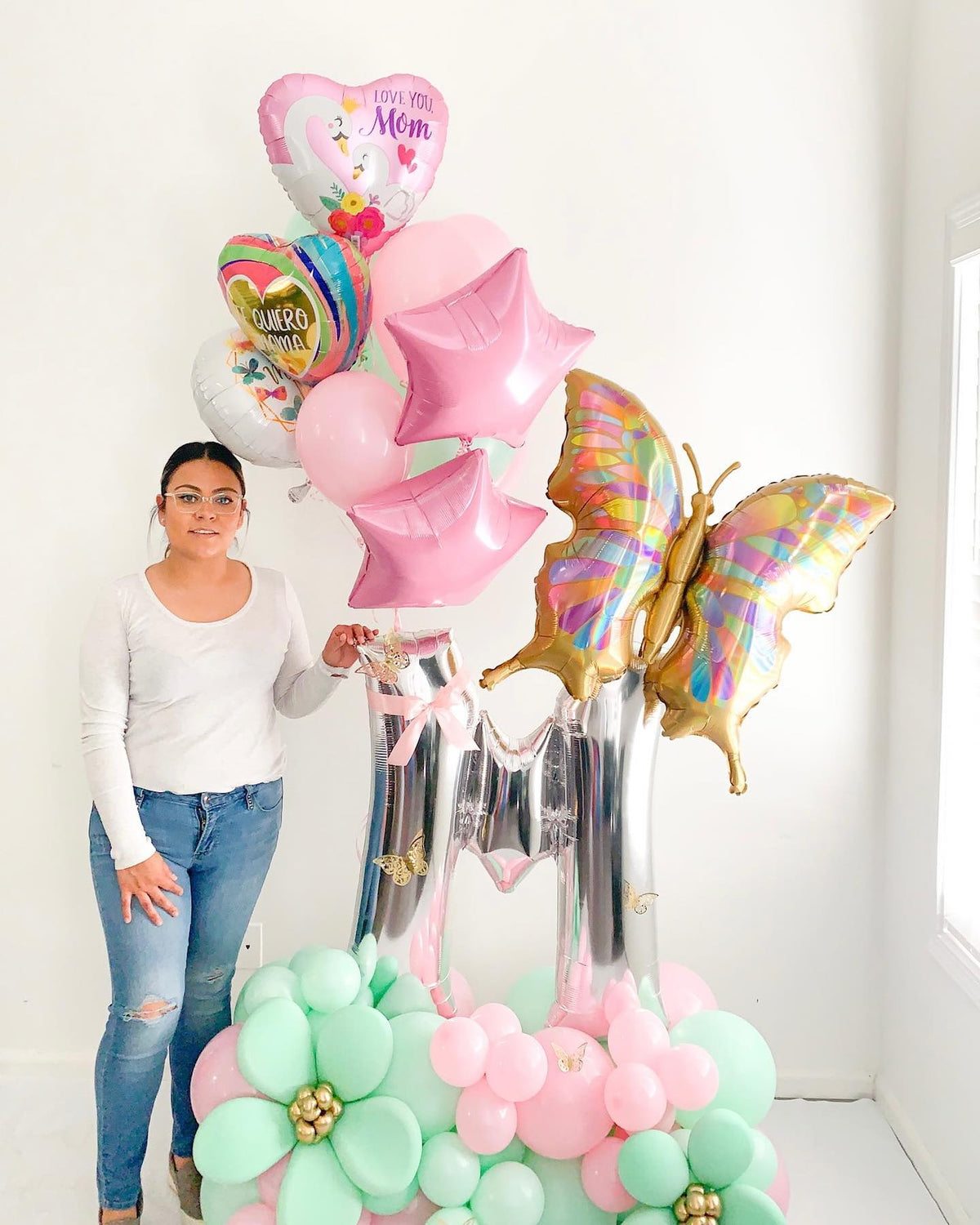 Love You Mom Butterfly Theme Pink Balloon Bouquet