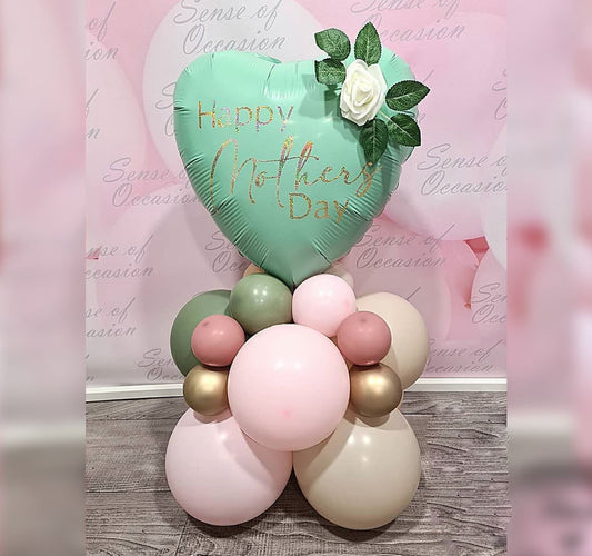 HMD Matte Green Heart Flower Balloon Bouquet