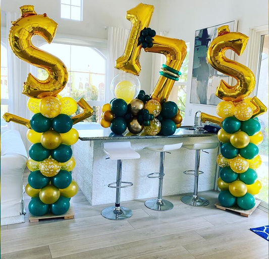 17th Birthday Dollar Theme Cluster Balloon Bouquet