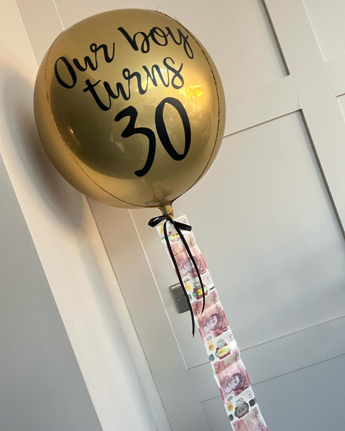 Money Theme Personalized ORBz Balloon Bouquet