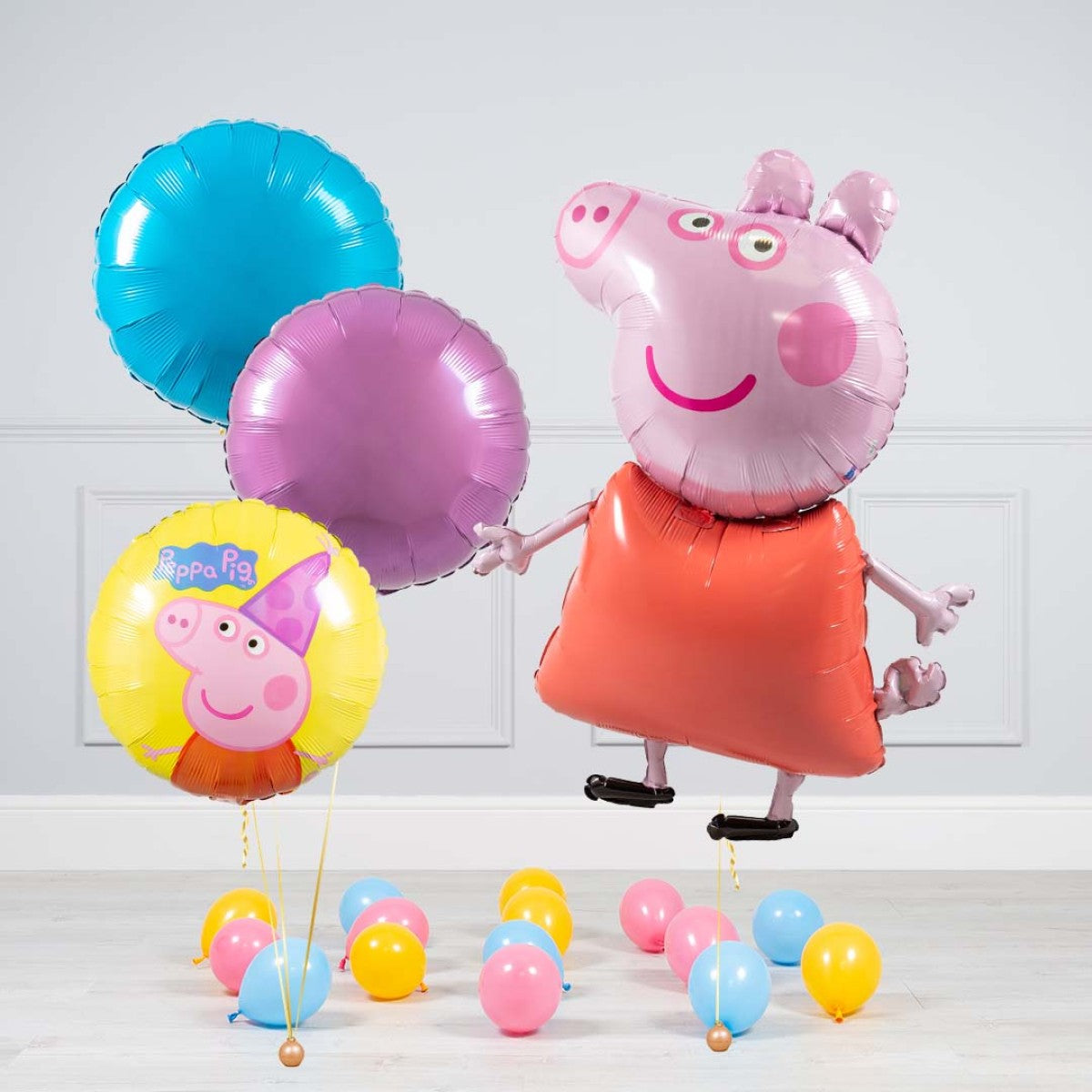 18" Round Foil & Supershape Peppa Pig Balloon Bouquet