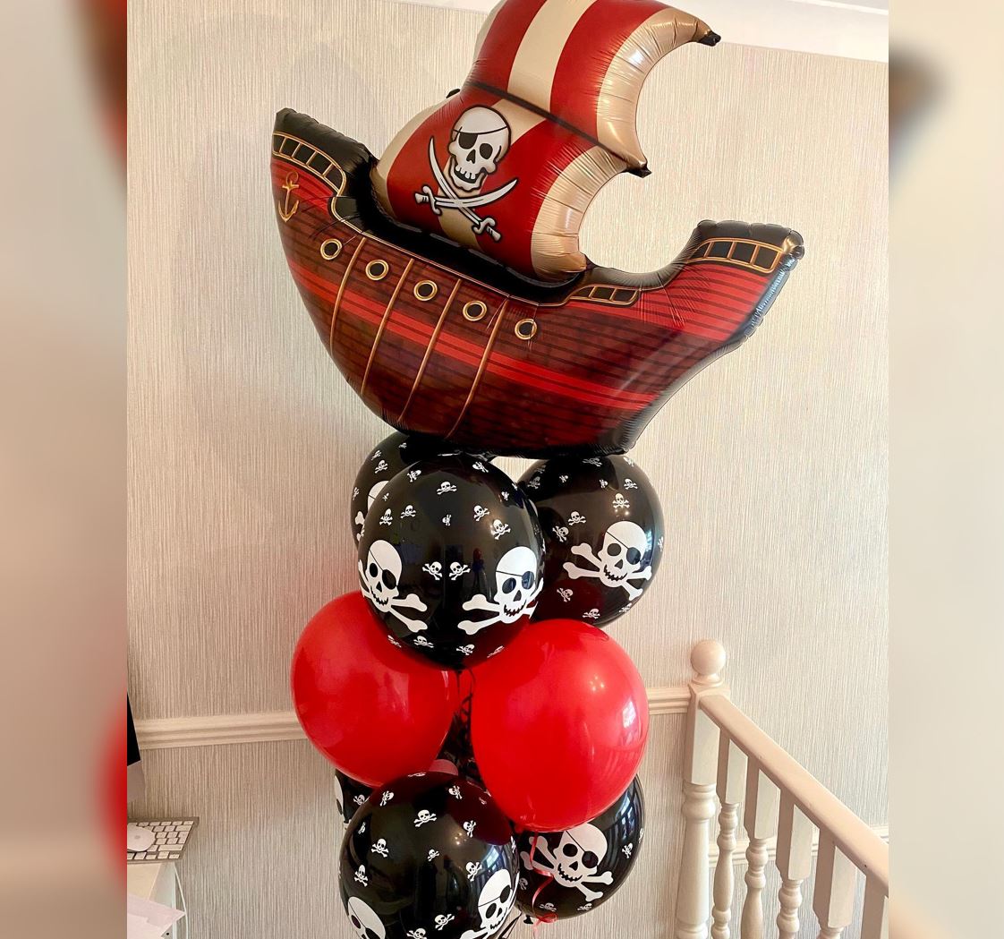 Pirate Ship And Skull Balloon Bouquet