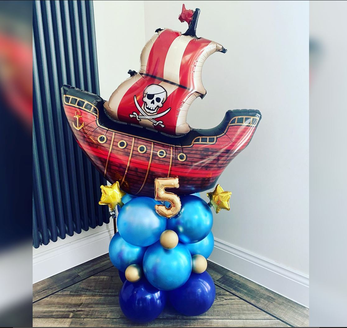 Pirate Ship Theme 5th Birthday Balloon Bouquet