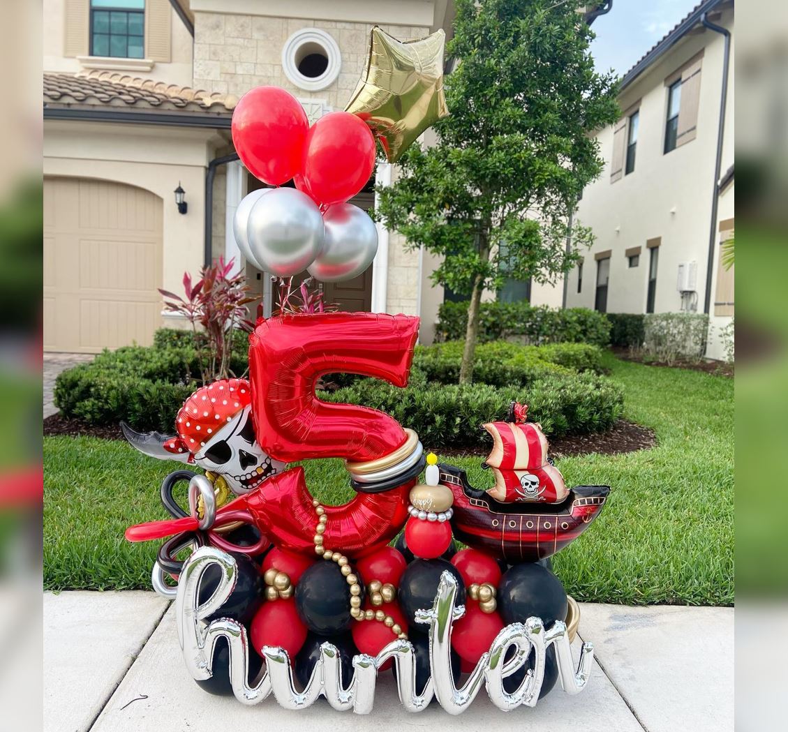 5th Birthday Pirate Ship And Skull Balloon Bouquet