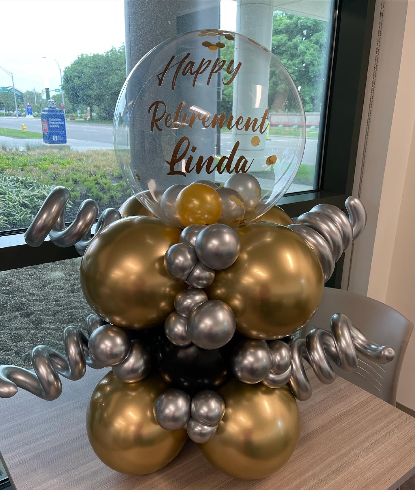 Happy Retirement Theme Personalized Bubble Balloon Bouquet