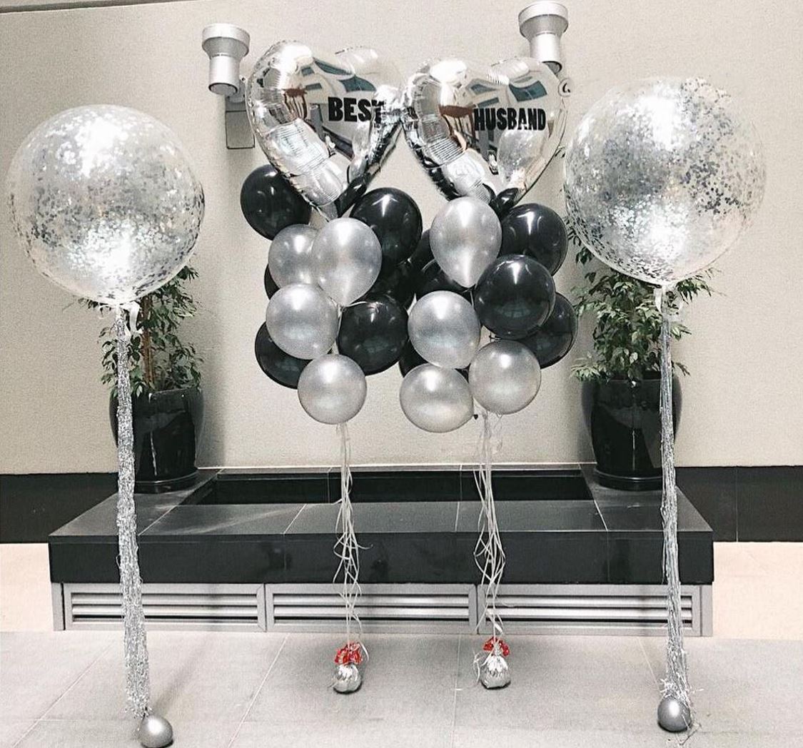 Supershape Heart Black And Heart Silver Theme Balloon Bouquet