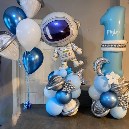1st Birthday Adorable Astronaut Cluster Balloon Bouquet