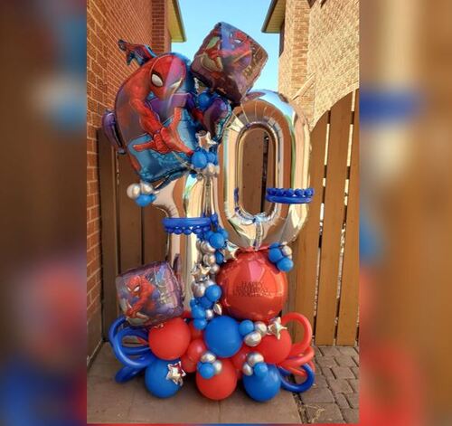 10 Number Spiderman Foil Balloon Bouquet
