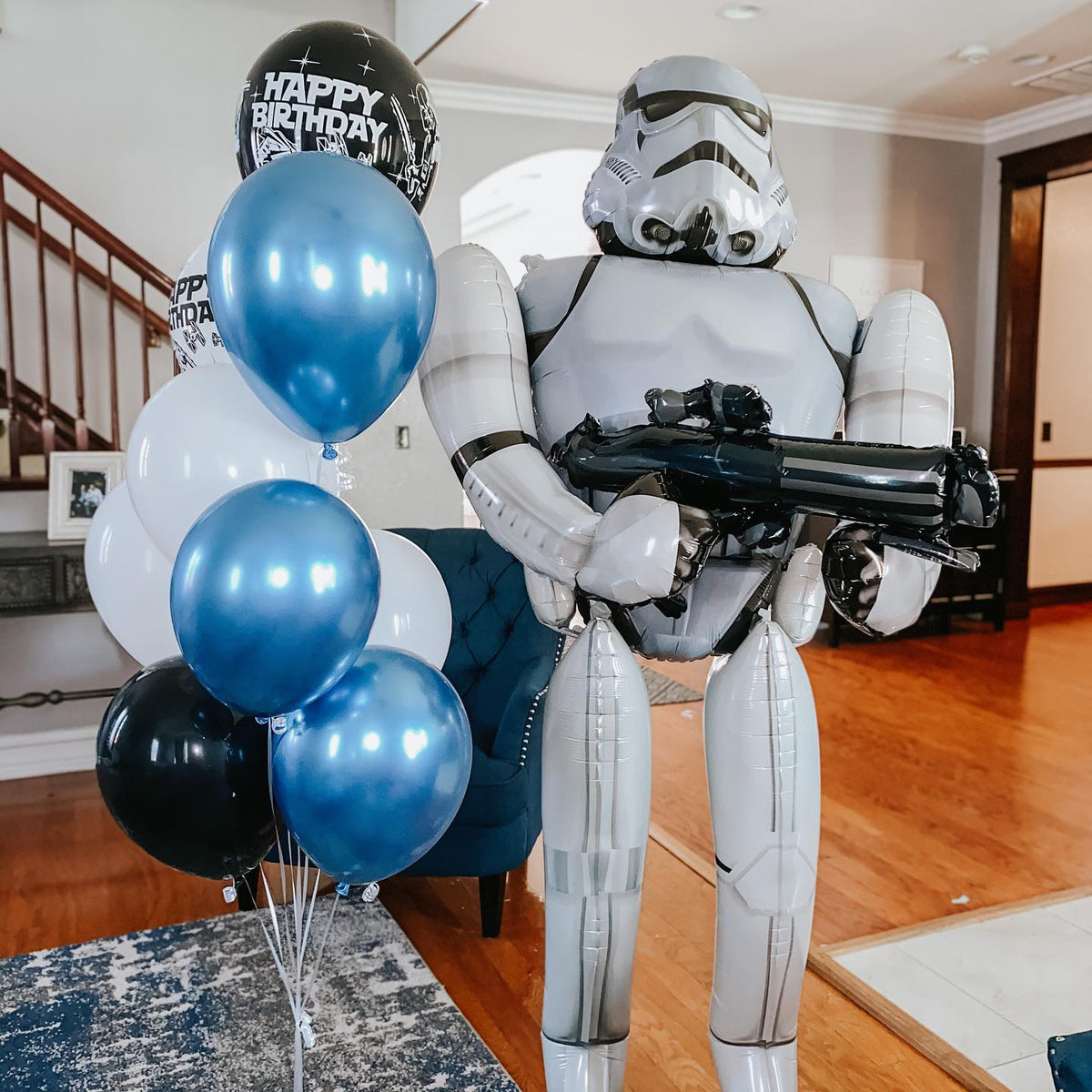 HBD Strom Trooper Star War Balloon Bouquet