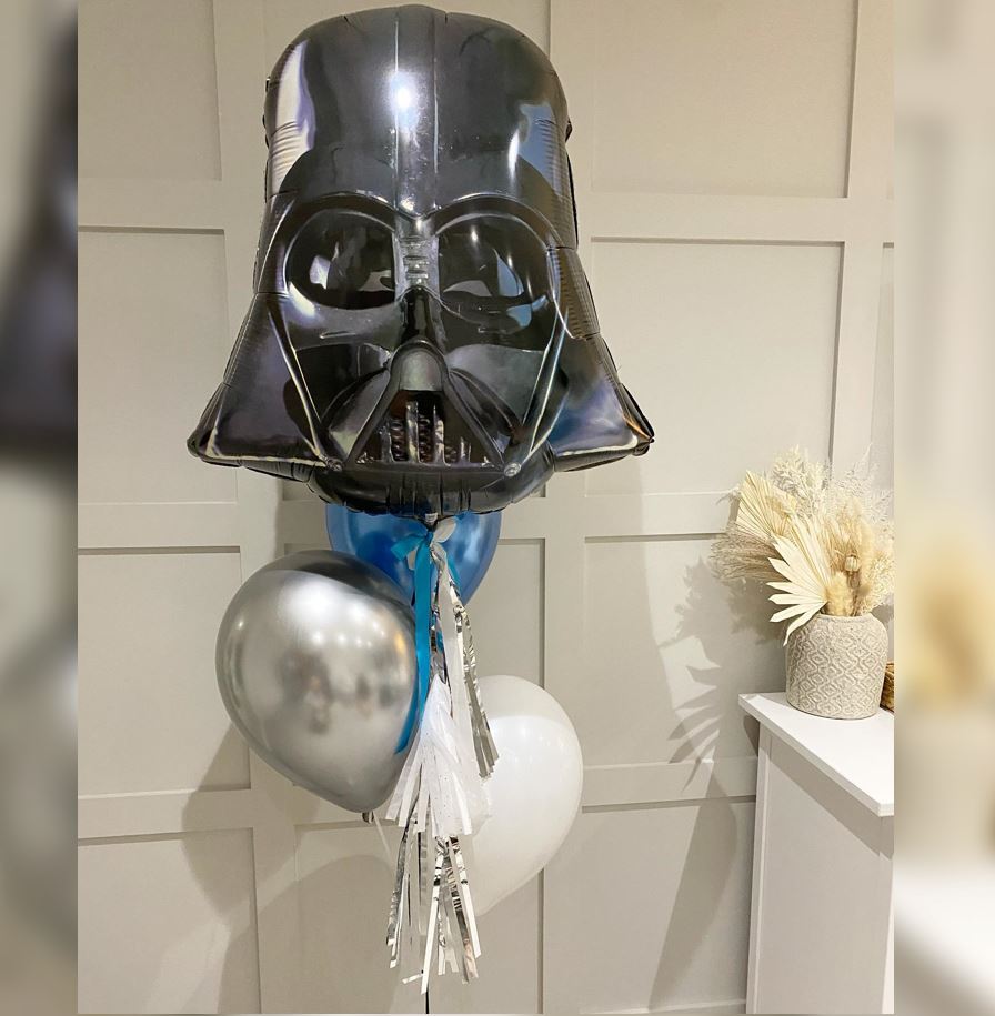 Darth Vader Helmet Star War Balloon Bouquet