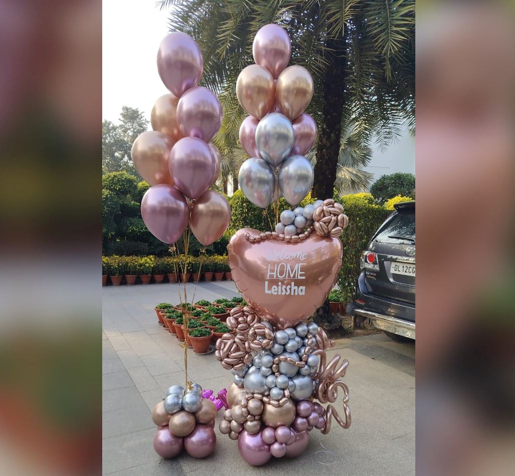 Welcome Home Personalized Chrome Cluster Balloon Bouquet